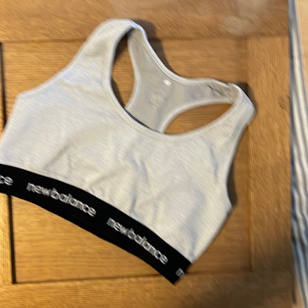 New balance sports bra
